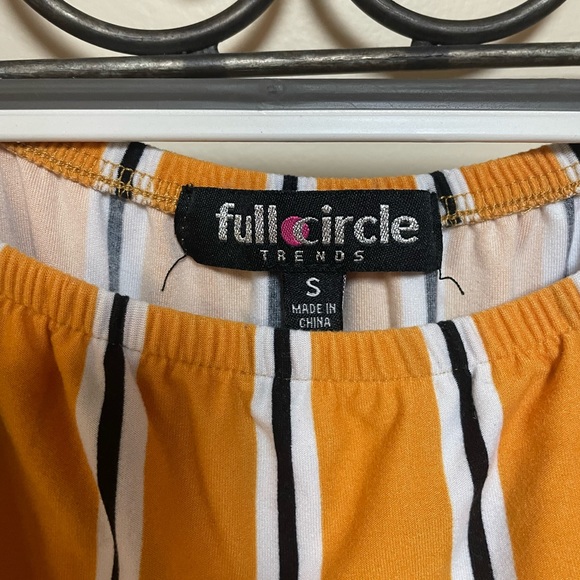 Full Circle Trends Off The Shoulder Gold Jumpsuit, Size Small - Picture 3 of 4